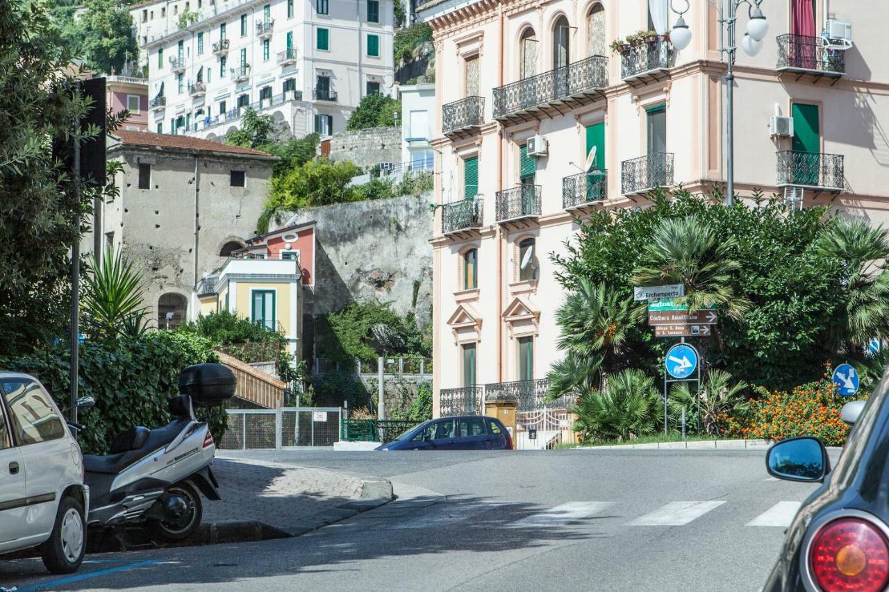 Divina Costa Salerno Apartment Exterior photo